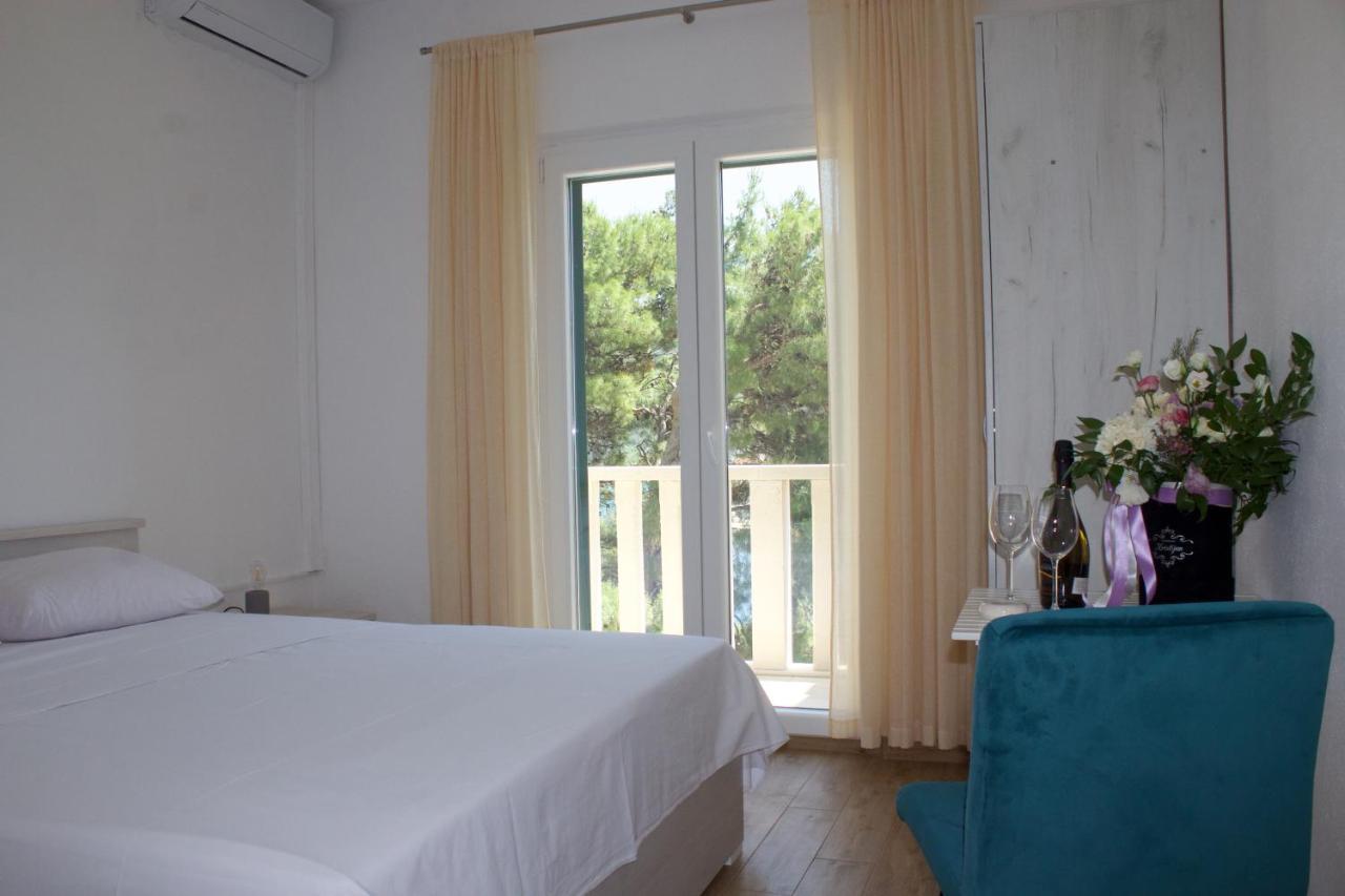 Apartmani Bauk Pucisca Exterior foto
