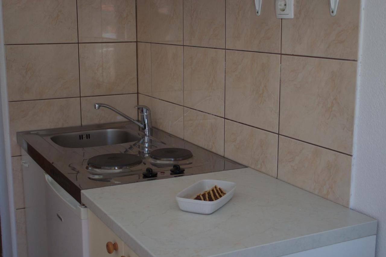 Apartmani Bauk Pucisca Exterior foto