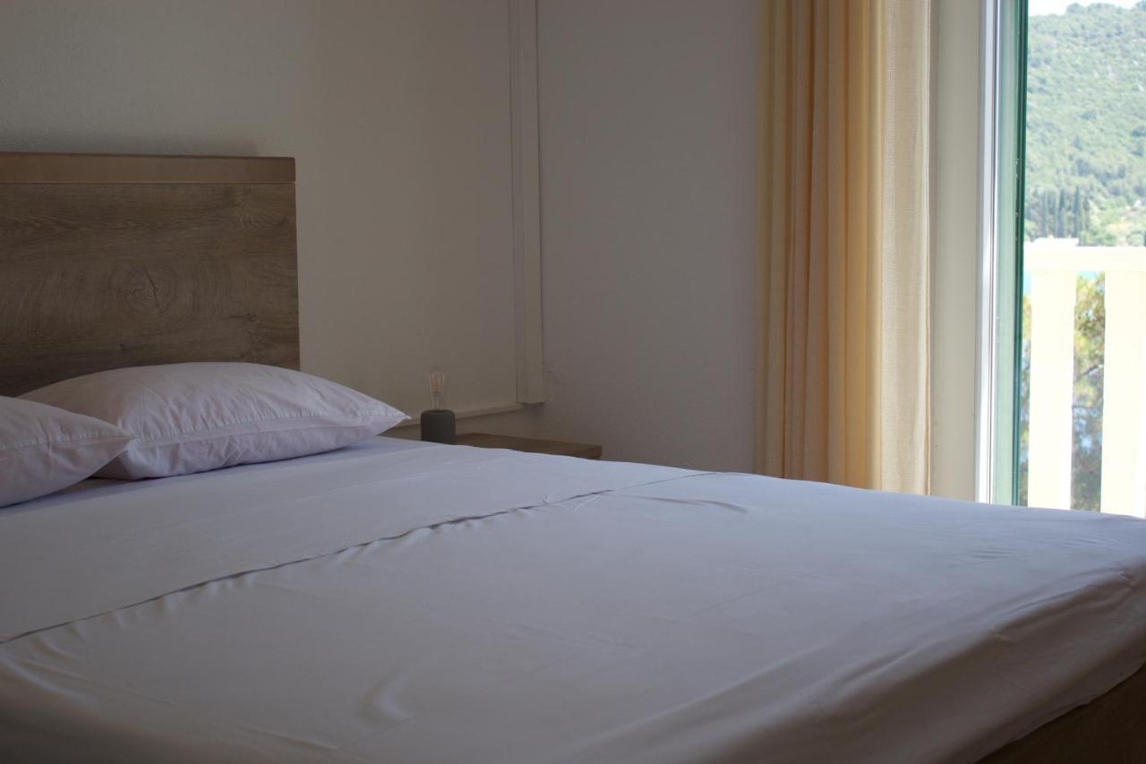 Apartmani Bauk Pucisca Exterior foto