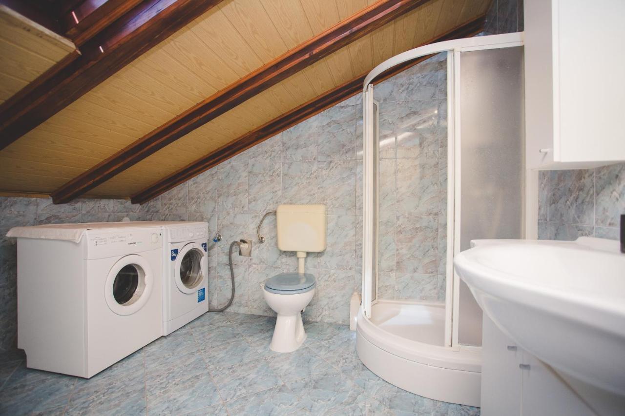 Apartmani Bauk Pucisca Exterior foto
